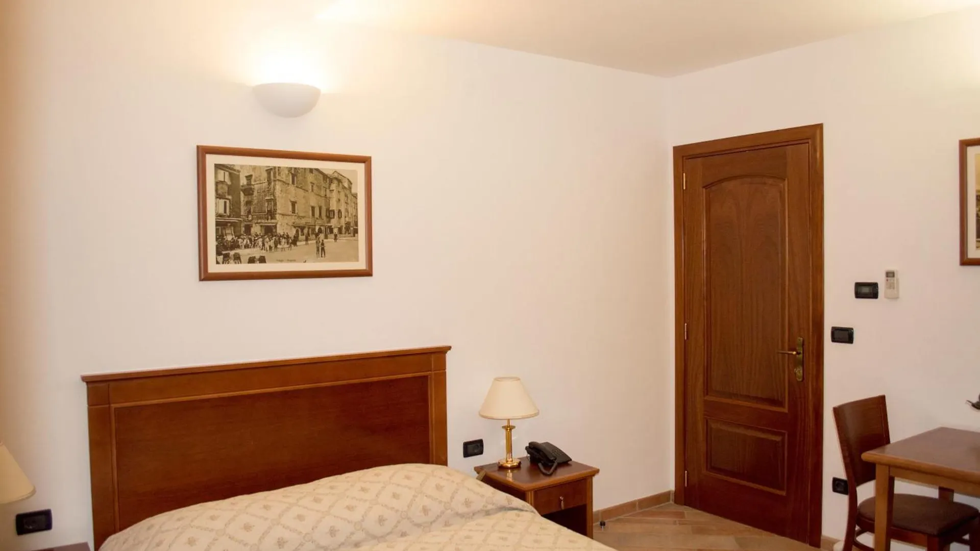 Apartment Villa Lavandula With Heated Swimming Pool