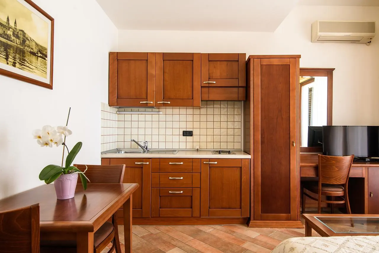 Villa Lavandula With Heated Swimming Pool Trogir