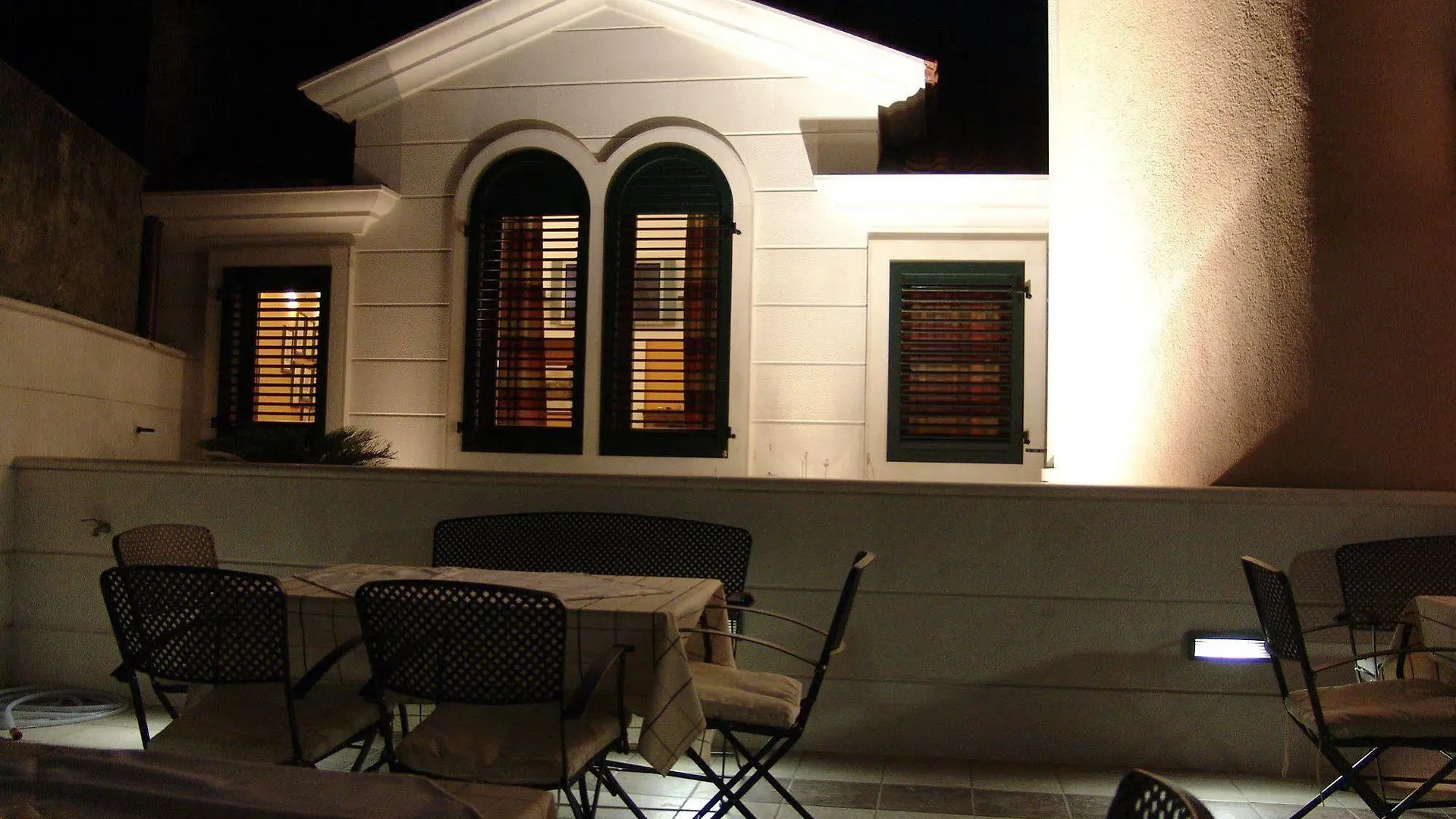 Apartment Villa Lavandula With Heated Swimming Pool Croatia